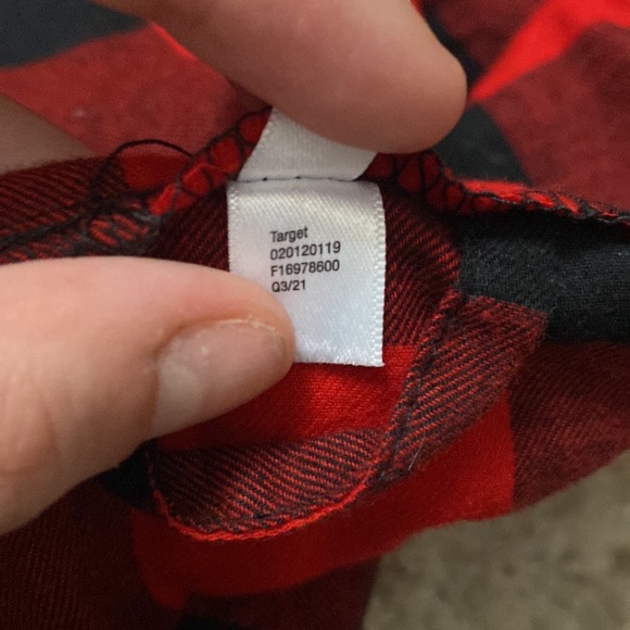 black and red plaid, jaw string bag. - Picture 2 of 2